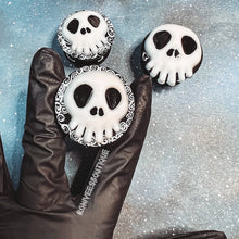 Load image into Gallery viewer, Mansion Skull Phone Grip