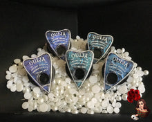 Load image into Gallery viewer, Color Shift Ouija Planchette Gripper