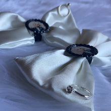 Load image into Gallery viewer, Tiffany Hairbow